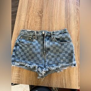 Women’s checkered jean shorts, size 3